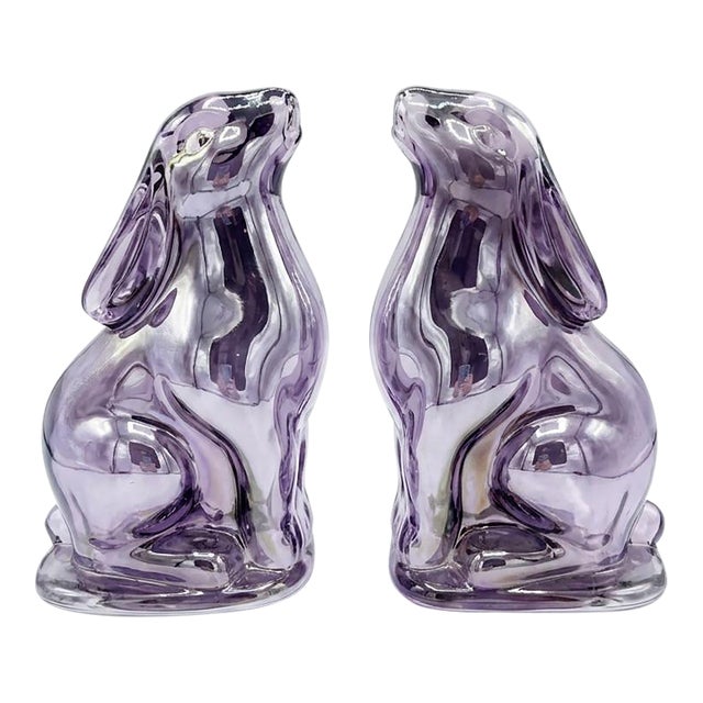 Pair of Vintage Mid-Century Lavender Iridescent Glass Bunny Bookends For Sale