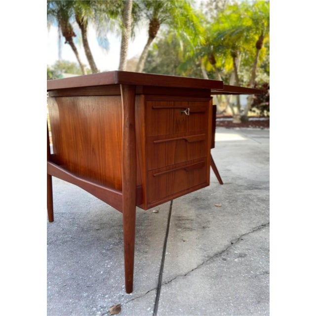 Teak Boomerang Writer's Desk With Floating Drawer Bank and Front Display | Mid Century Atomic in the Style of Kai Kristiansen For Sale - Image 9 of 12