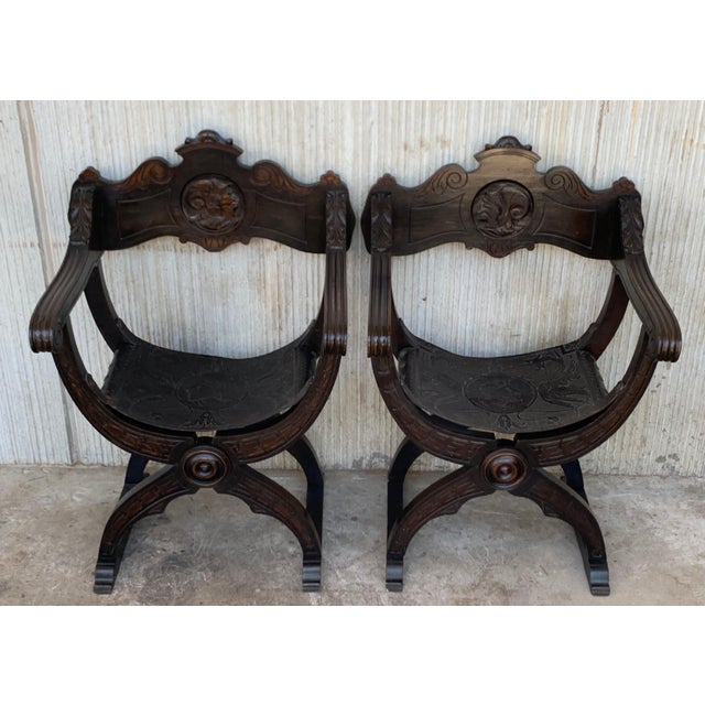 19th Century Pair of Carved Walnut Tooled Leather Savonarola Bench or Settee For Sale - Image 17 of 18