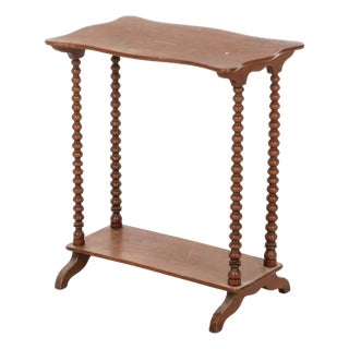 19th Century Victorian Walnut Side Table With Bobbin Legs & Scalloped Top For Sale