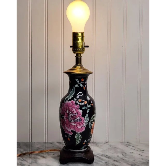 Vintage Famille Noire Black Floral Porcelain Chinoiserie Small Leviton Table Lamp Hong Kong For Sale In Providence - Image 6 of 13