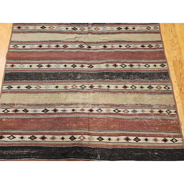 Early 20th Century Antique Shahsavan Tribal Kilim, Handwoven Wool, Southwestern Earth Tones, 5' X 7' For Sale - Image 5 of 7