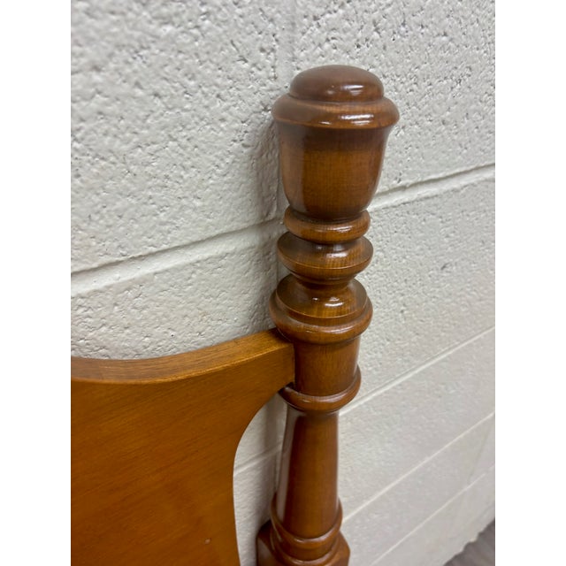 Wood Vintage Full Size Ethan Allen Baumritter Colonial Manor Model 500 Bed For Sale - Image 7 of 16