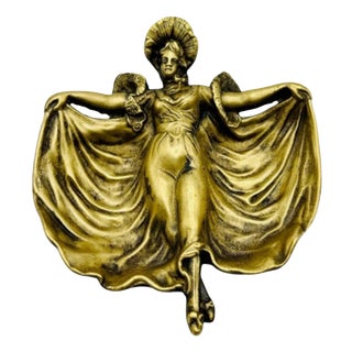 Art Nouveau Vide-Poche with Female Figure in Bronze-Toned Metal, 1890s For Sale