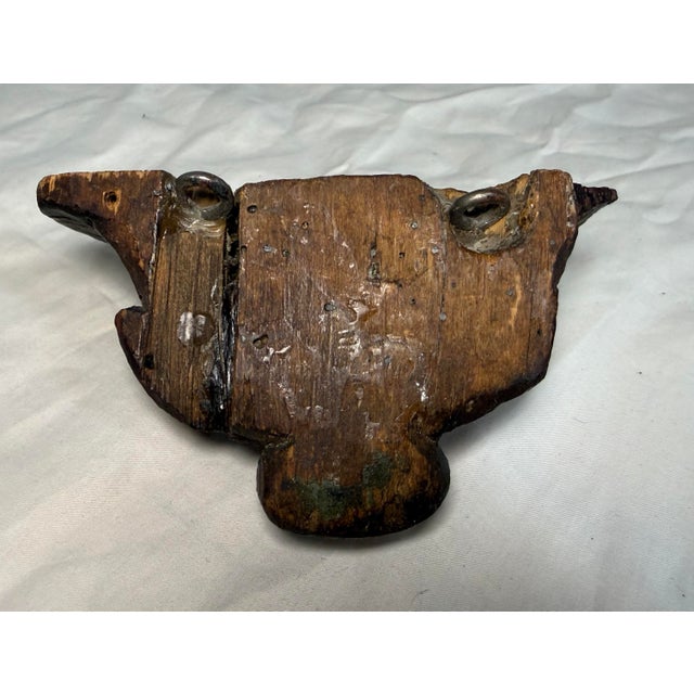 Wood Antique 18th Century Baroque Polychromed Hand Carved Wood Wall Shelf Corbel For Sale - Image 7 of 8
