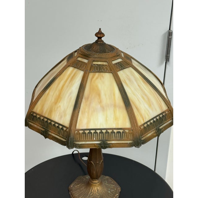 Arrow Lighting Vintage Tiffany-Style Amber Slag Glass Table Lamp, Vintage For Sale - Image 12 of 12