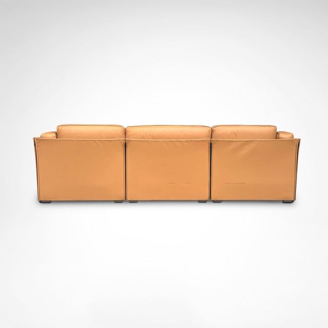 Duc Camel Leather Three-Seater Sofa by Mario Bellini for Cassina, 1990s For Sale - Image 6 of 10