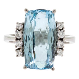 18k White Gold Aquamarine and Diamond Ring Vintage For Sale