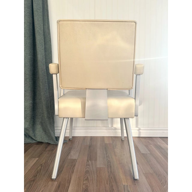 1960s 1960 Industrial Style Aluminum Angular Side Chair by Good Form, Brushed Frame, Original Cream Vinyl Upholstery, For Sale - Image 5 of 7