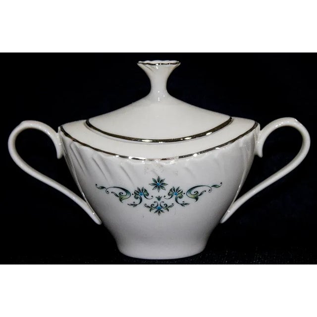 Lenox 1980s Lenox China Melissa Pattern - Service for 8 For Sale - Image 4 of 8