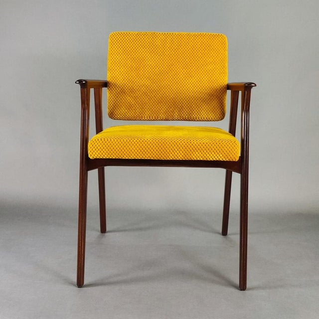 Poggi Armchairs in Rosewood and Yellow Velvet by Franco Albini for Poggi, Set of 2 For Sale - Image 4 of 14