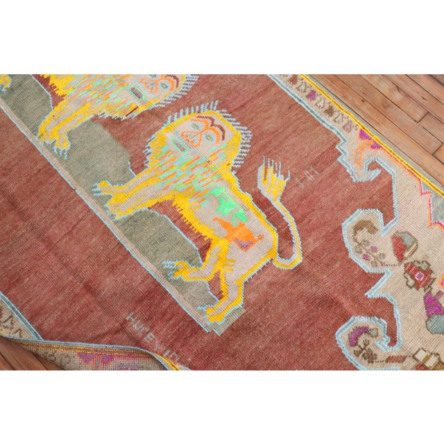 Mid 20th Century Colorful Lion Pictorial Turkish Accent Rug - 4' x 7'7" For Sale - Image 14 of 18