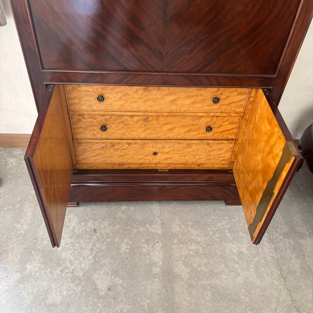 19th Century Charles X Secretary Desk in Mahogany and Maple with a Marble Top For Sale - Image 4 of 10