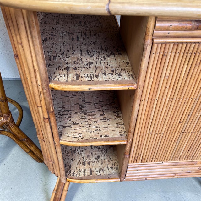 Wood Mid-Century French Bamboo Tiki Bar with Stools, 1960s, Set of 3 For Sale - Image 7 of 10