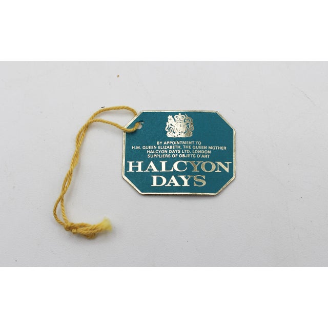 Circa 1800 Scottish Roman Lamp Form Maplewood Snuff Box For Sale In Raleigh - Image 6 of 8