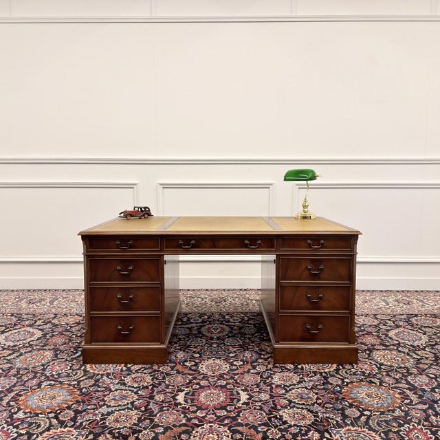 About this Classic English Heldense Desk Classic and Elegant | Antique desks in English, Classic and Chesterfield style....