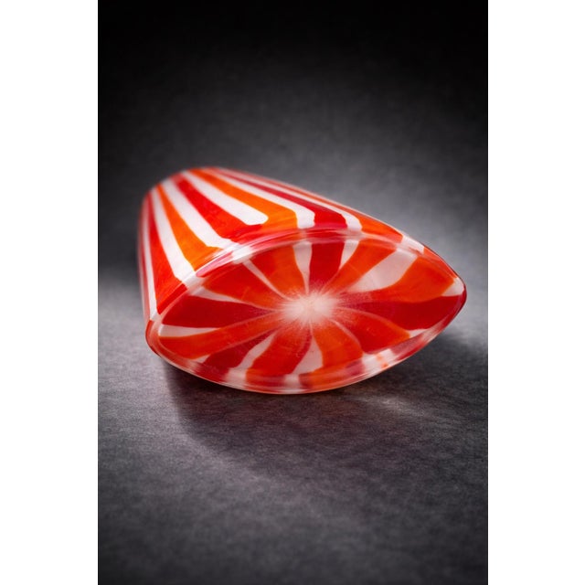 Late 20th Century Late 20th Century Murano-Style Red & Orange Striped Art Glass Vase – Tall Hand-Blown Statement Piece For Sale - Image 5 of 9