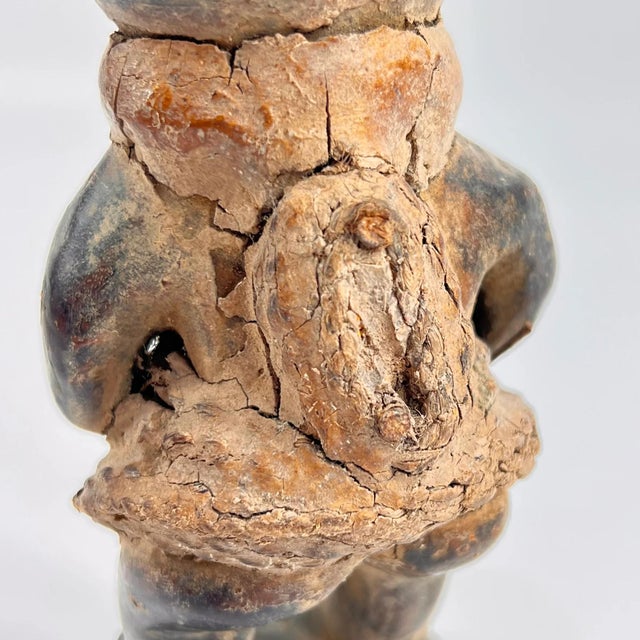 Brown Early 20th Century Kongo Nkisi Nkondi Power Fetish Figure For Sale - Image 8 of 9