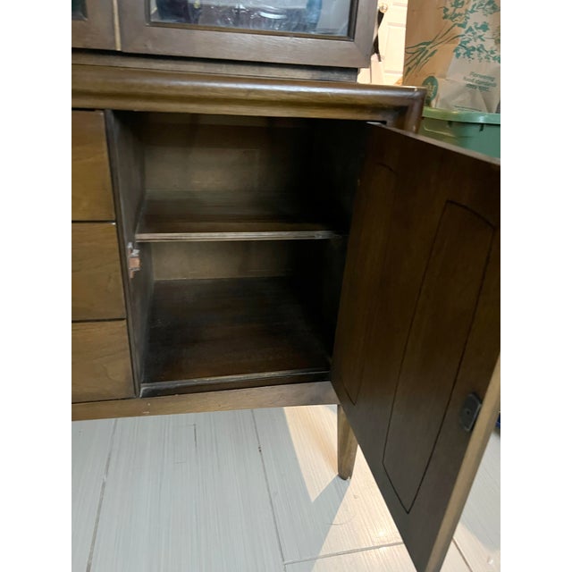 1950s 1950s Broyhill Emphasis China Cabinet For Sale - Image 5 of 8