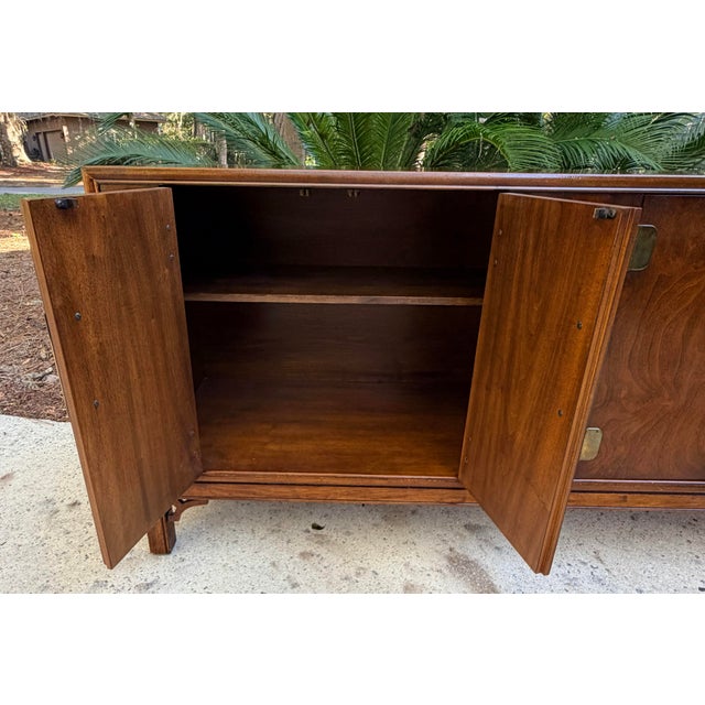 Wood Vintage Chinoiserie Burled Walnut Sideboard Drexel Heritage Dynasty For Sale - Image 7 of 12