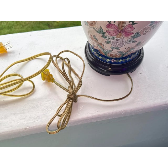 Vintage 1950s Chinoiserie-Style Porcelain Floral Table Lamps - A Pair For Sale - Image 10 of 13