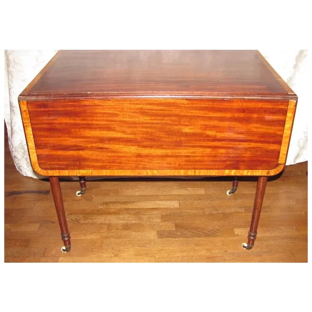 Antique American Mahogany Drop Leaf Breakfast Table Circa 1825 For Sale - Image 4 of 8