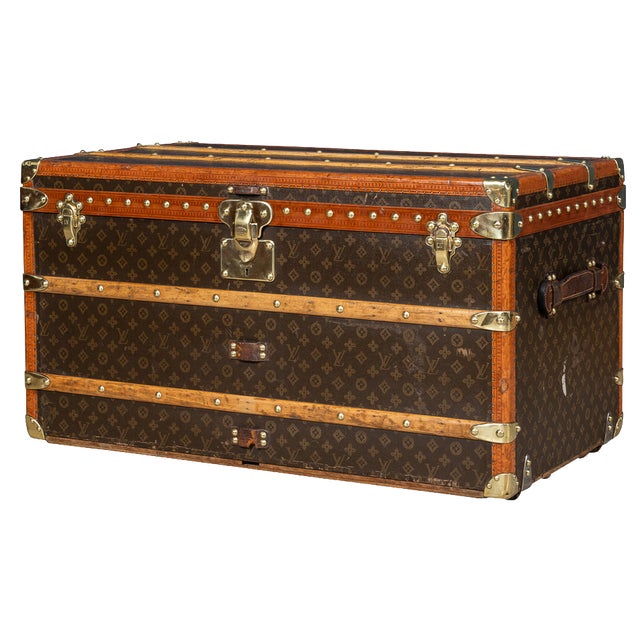 20th Century Trunk in Monogram Canvas from Louis Vuitton, France, 1930s For Sale