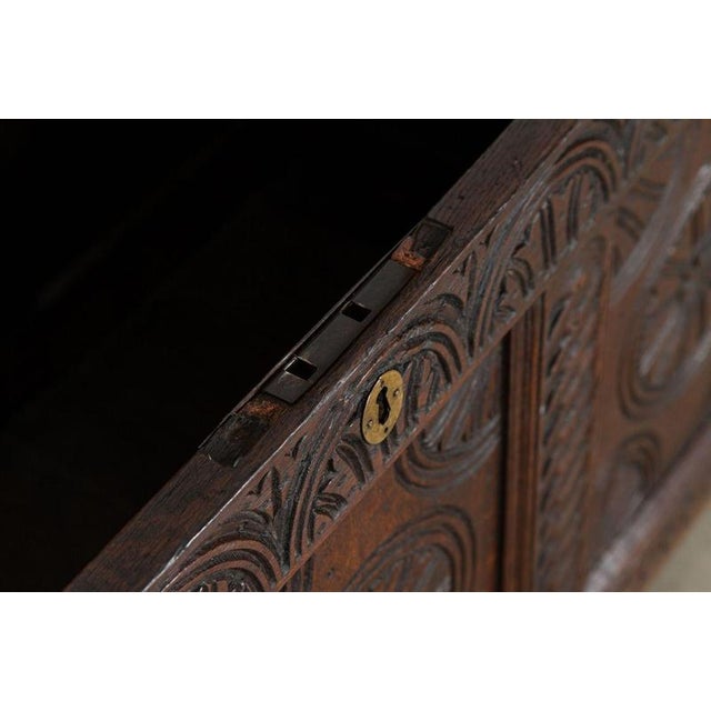 Early 18th Century English Oak Carved Coffer, 1720s For Sale - Image 9 of 17