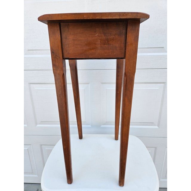 Square Primitive Federal Style One Drawer Side Table For Sale - Image 14 of 17