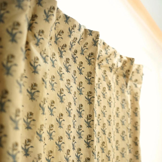 Textile Handmade Costal Tulip Ring Curtain in Viscose Coloured Linen for Windows Size -54"Wx63"L For Sale - Image 7 of 8