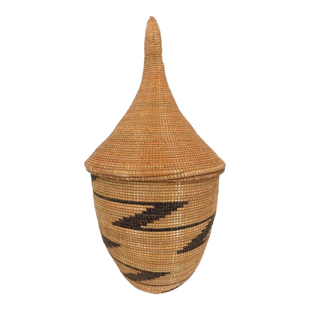 Early 20th Century Tutsi Tight Weave Basket with Lid Rwanda For Sale