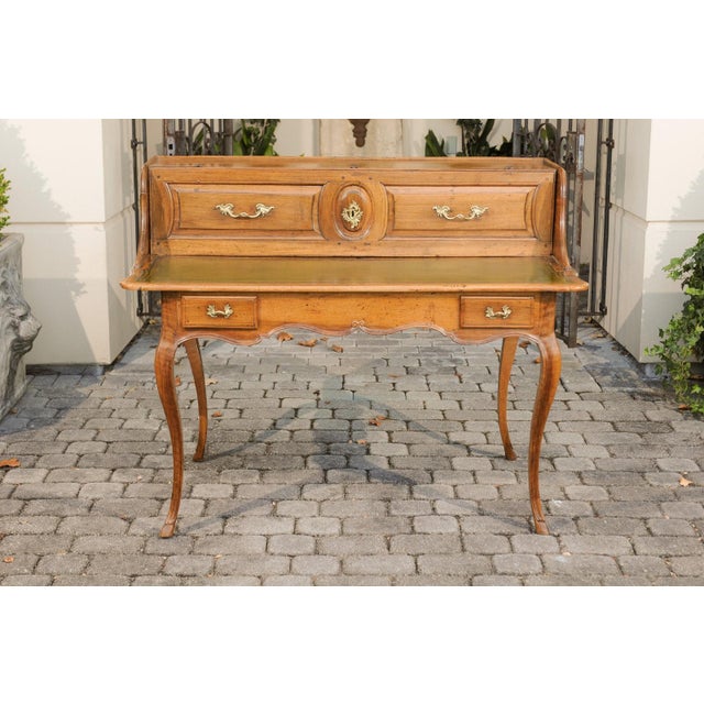 French 1800s Louis XV Style Walnut Desk with Green Leather and Lifting Panel For Sale - Image 11 of 11