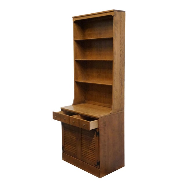 Brown Ethan Allen Heirloom Nutmeg Maple CRP Custom Room Plan 30" Shutter Door Cabinet W. Bookcase Top 10-4511p / 10-4019 For Sale - Image 8 of 15