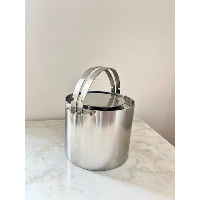 Vintage Cylinda Line Ice Bucket in Stainless Steel by Arne Jacobsen for Stelton, Denmark, 1967 For Sale - Image 13 of 14