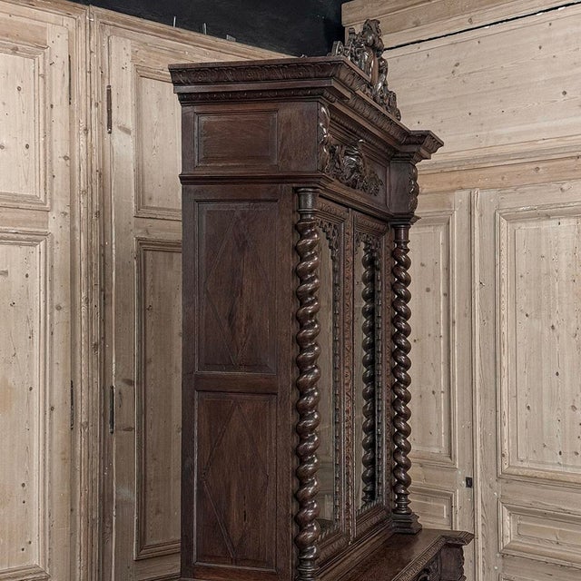 19th Century French Carved Oak Hunt Bookcase With Barley Twist Columns For Sale - Image 12 of 18