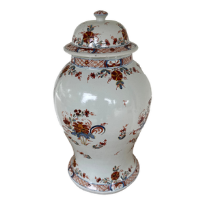 Early 20th Century Monumental Italian Hand Painted Majolica Ginger Jar