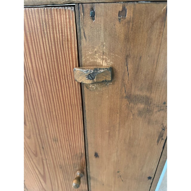 Antique Shenandoah Valley Yellow Pine Jelly Cupboard With Vintage Stenciling For Sale In Washington DC - Image 6 of 8