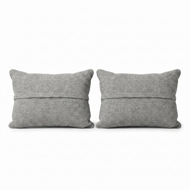 Bohemian Lumbar Rug Pillow Cover 16'' X 24'' - Set of Two For Sale - Image 4 of 4