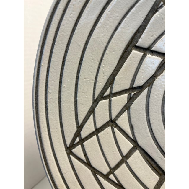 RARE Vintage Studio Art Pottery Black & White Plate by California Artist ROSS THOMPSON Aprox. dimensions: 12" diameter...