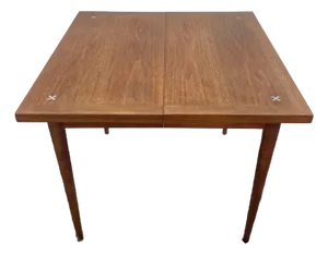 Mid-Century Modern Attributed to Merton Gershun for American of Martinsville Walnut Dining Table
