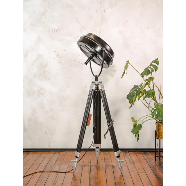 Industrial Vintage Four-Lens Floor Lamp from Hanau, 1960s For Sale - Image 3 of 18