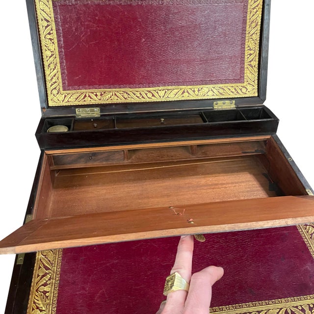 Early to Mid-1800s English Rosewood “Slope Box” Aka Campaign Desk For Sale - Image 4 of 17