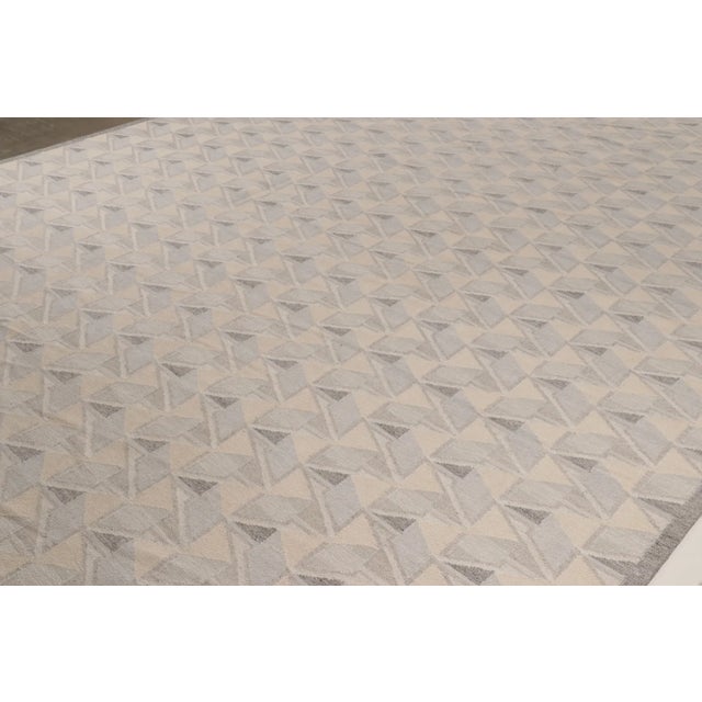 Mid-Century Modern Oversized Contemporary Scandinavian Style Mohair &Wool Flatweave by Rug & Kilim, India For Sale - Image 3 of 9