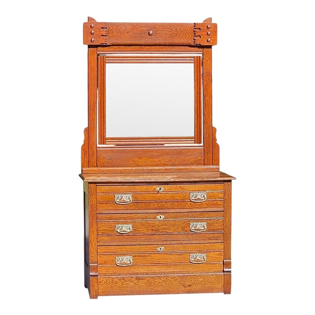 Antique Quarter-Sawn Oak Dresser With Mirror & Key, Eastlake / Mission Influence (C. 1900-1910) For Sale