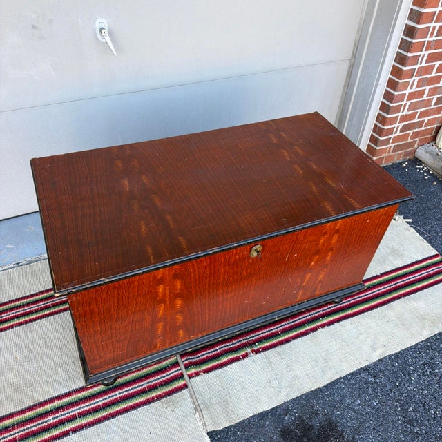 Antique 19th C. Manheim Pa Flame-Grain Painted Blanket Chest With Key For Sale - Image 16 of 18