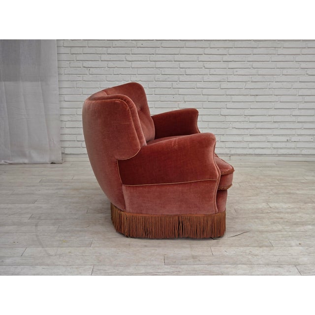 Three-Seater Danish Curved Sofa in Pink Furniture Velour, 1970s For Sale - Image 6 of 18