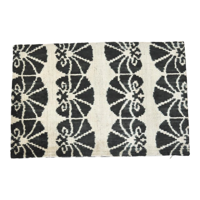 Black and White Silk Velvet Pillow For Sale