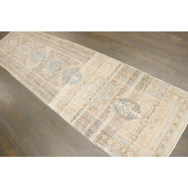 Neutral Persian Heriz Karadja Runner rug no. j5323 For Sale - Image 9 of 9