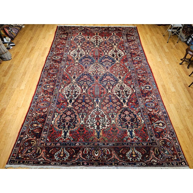 Vintage Oversized Persian Bakhtiari Rug, Hand-Knotted Wool, Vase Panel Pattern, Red & Ivory, 11x17 For Sale - Image 4 of 17
