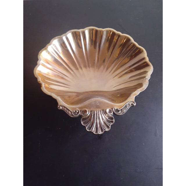 Art Deco 1950s Solid Brass Ribbed Shell Shaped Trinket Holder For Sale - Image 3 of 7